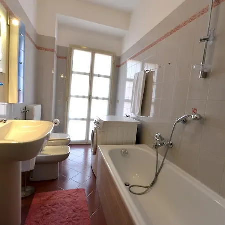 Il Cortiletto Tatil Evi Alba (Piedmont)